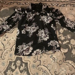 Black/White Floral Top